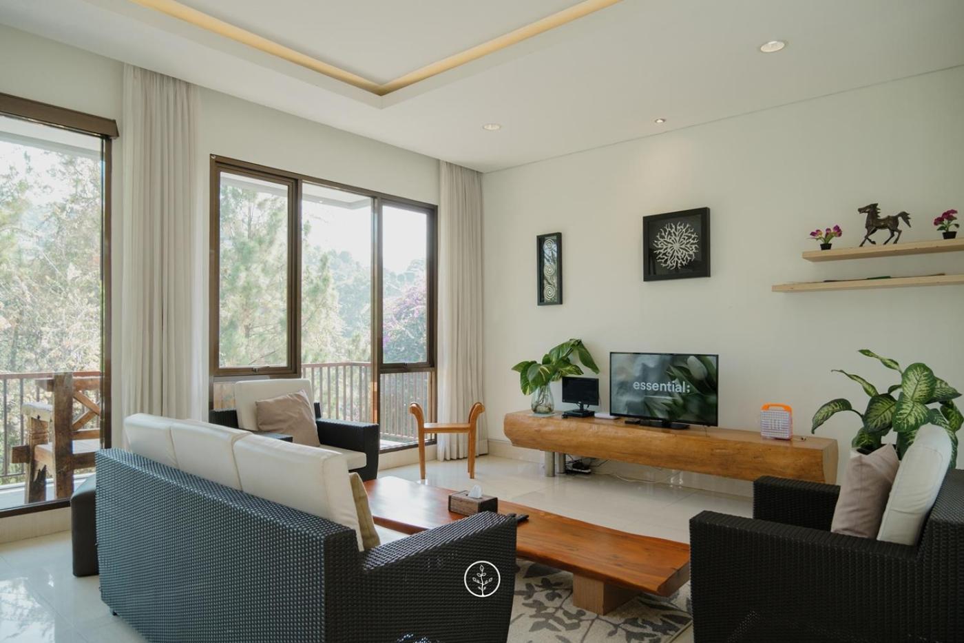 Hikari Hill View Villa 7 Bedrooms With A Private Swimming Pool And Billiard Bandung Exterior foto